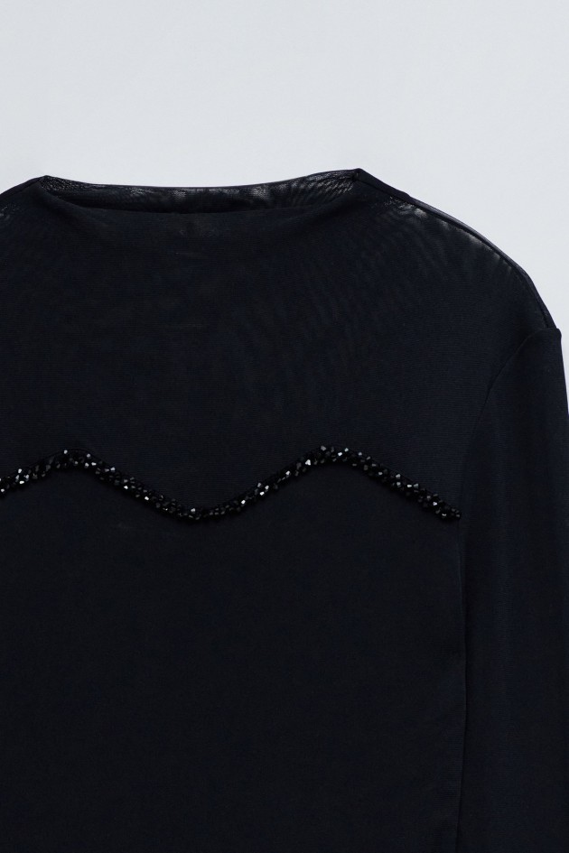 PULL EN TULLE