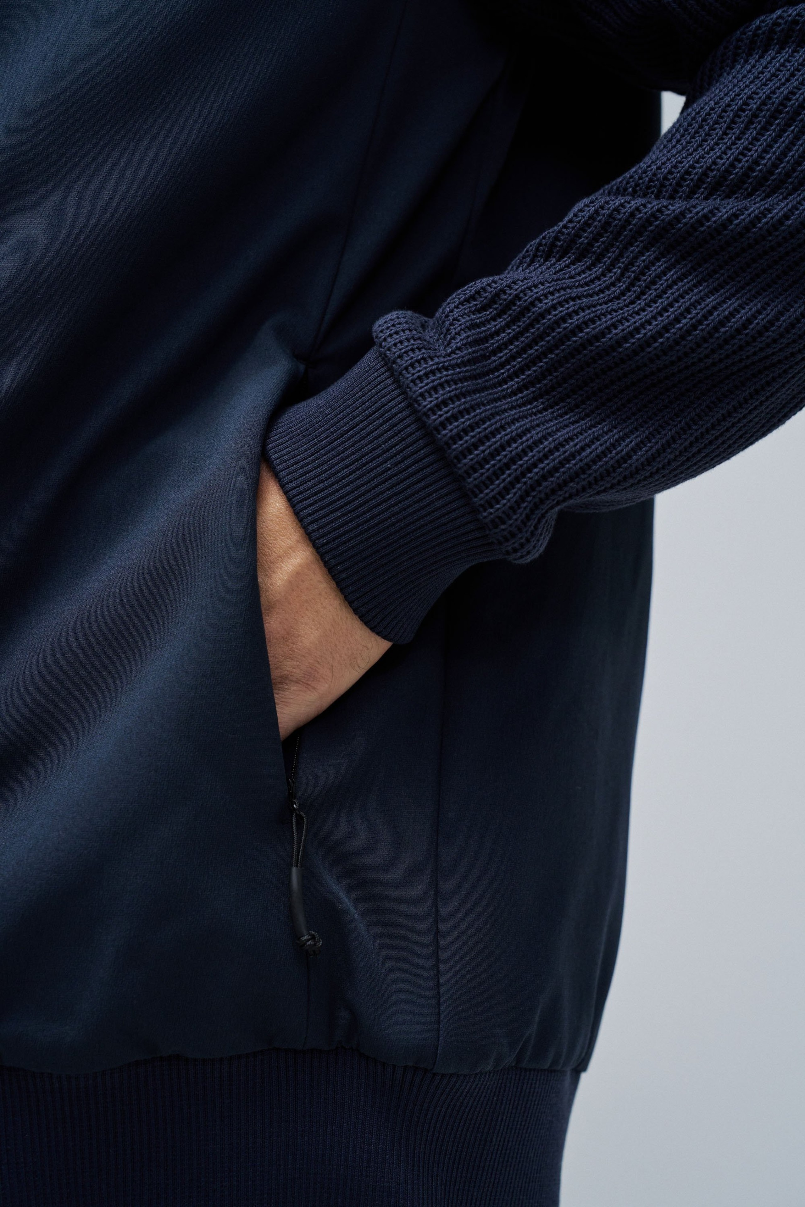 PADDED COAT WITH MIXED MATERIALS