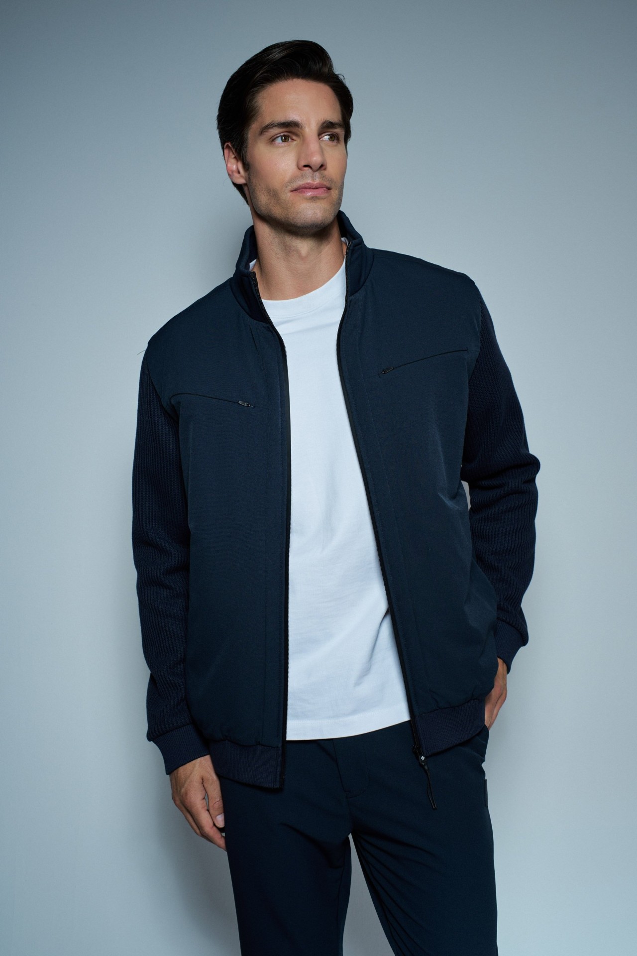 PADDED COAT WITH MIXED MATERIALS