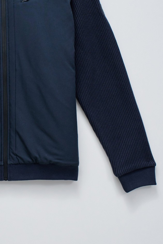 VESTE REMBOURRÉE AVEC MÉLANGE DE MATÉRIAUX