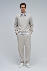CHINO TROUSERS IN KNITTED FABRIC