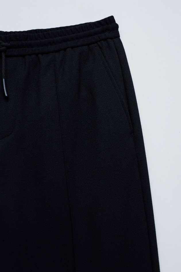 JOGGERS HOSEN IN STRICK