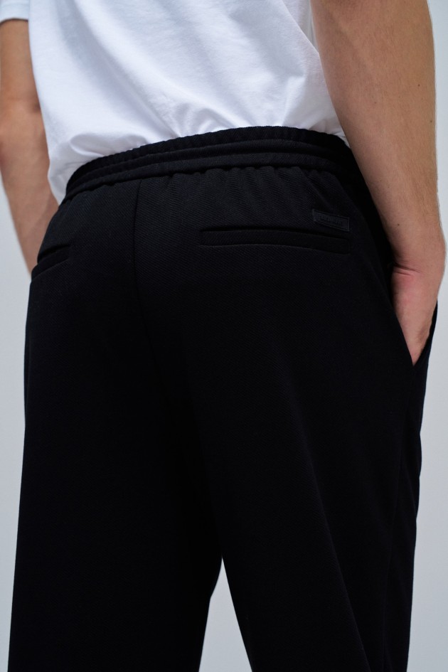 JOGGERS HOSEN IN STRICK