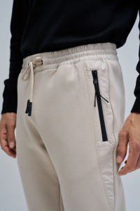 PANTALONES JOGGERS SLIM FIT DE PUNTO