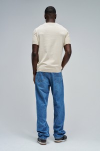 TEXTURED T-SHIRT