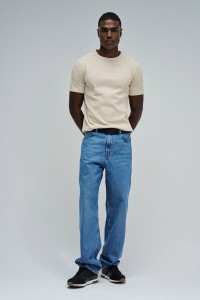 TEXTURED T-SHIRT
