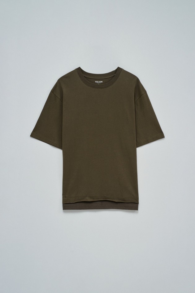 T-SHIRT COM BRANDING