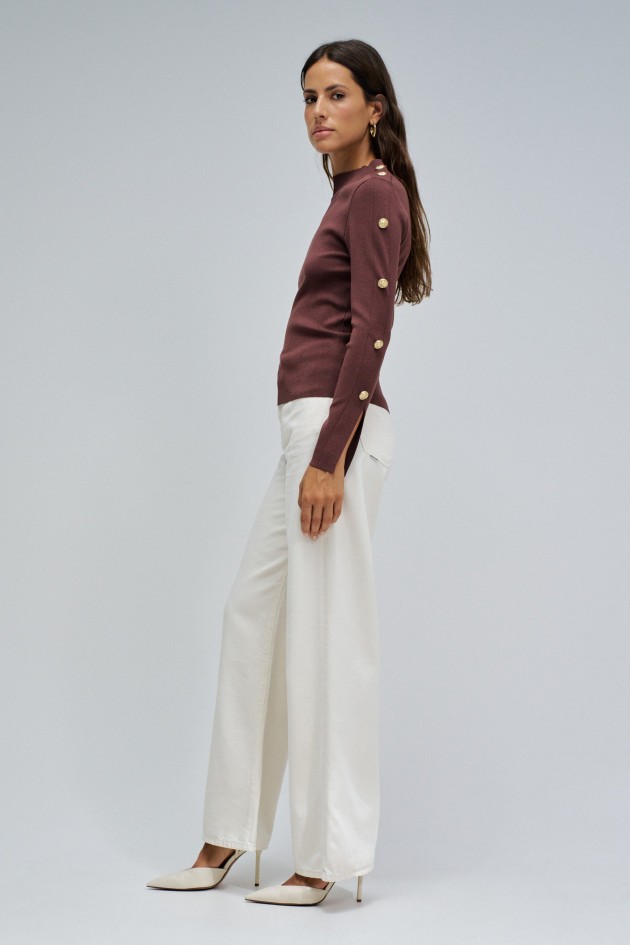 KNIT SWEATER WITH GOLDEN BUTTONS