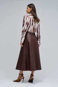 FALDA MIDI EFECTO PIEL CON CINTUR�N