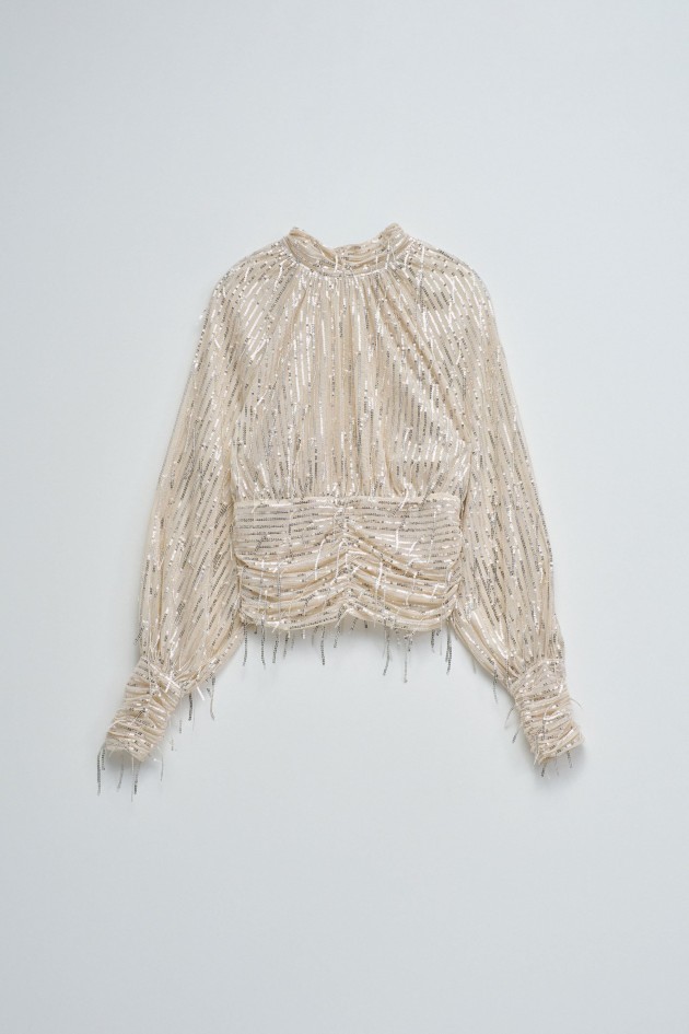 BLUSA COM LANTEJOULAS