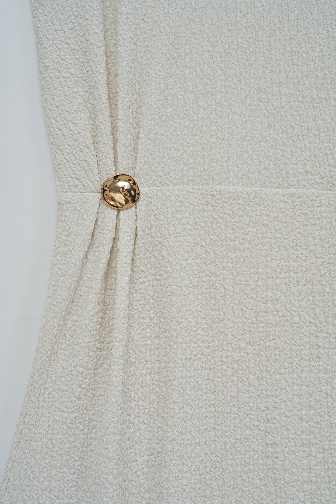 VESTIDO COM TEXTURA