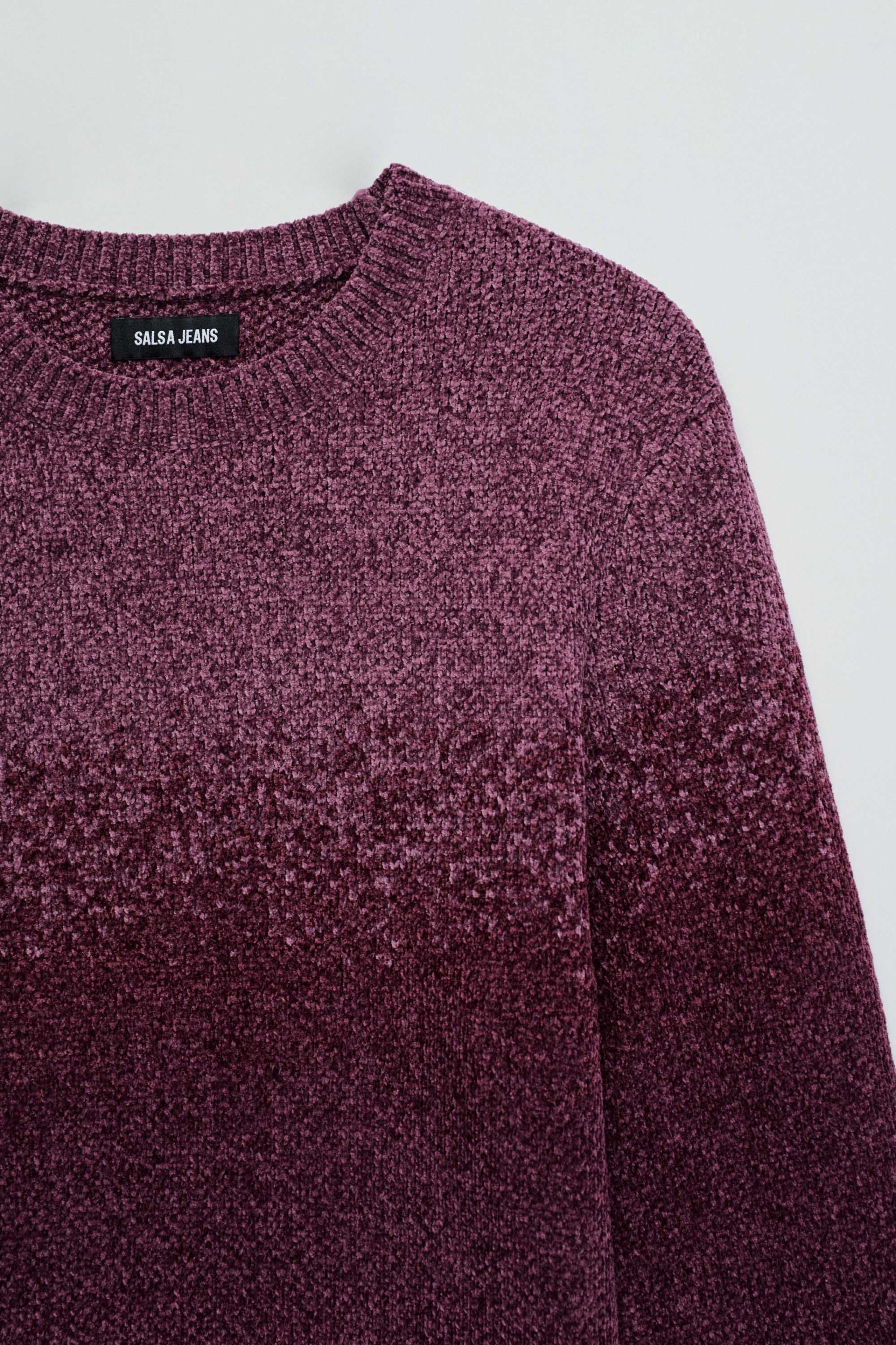CAMISOLA DE MALHA COM EFEITO GRADIENTE