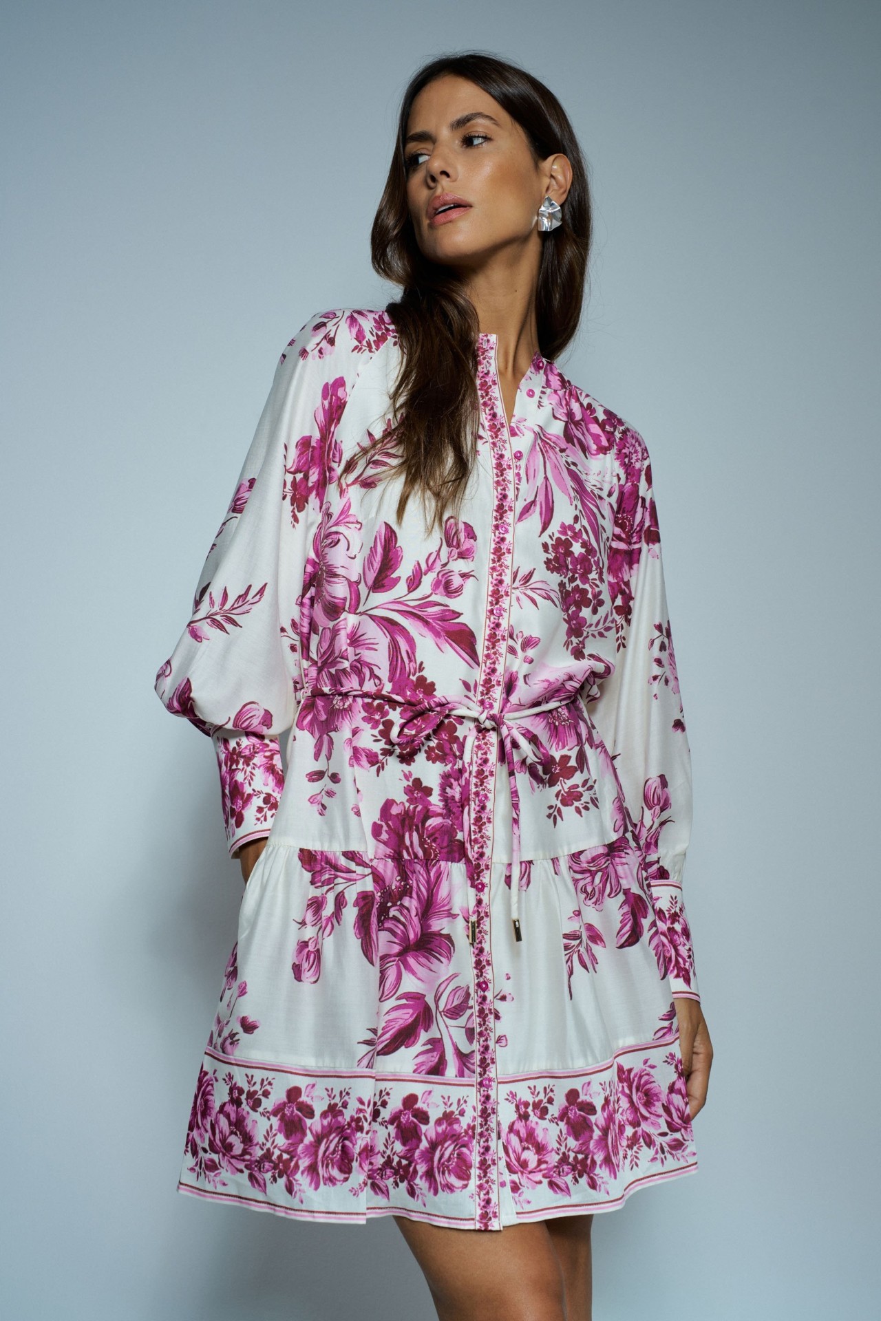 VESTIDO CAMISEIRO COM PADRÃO FLORAL