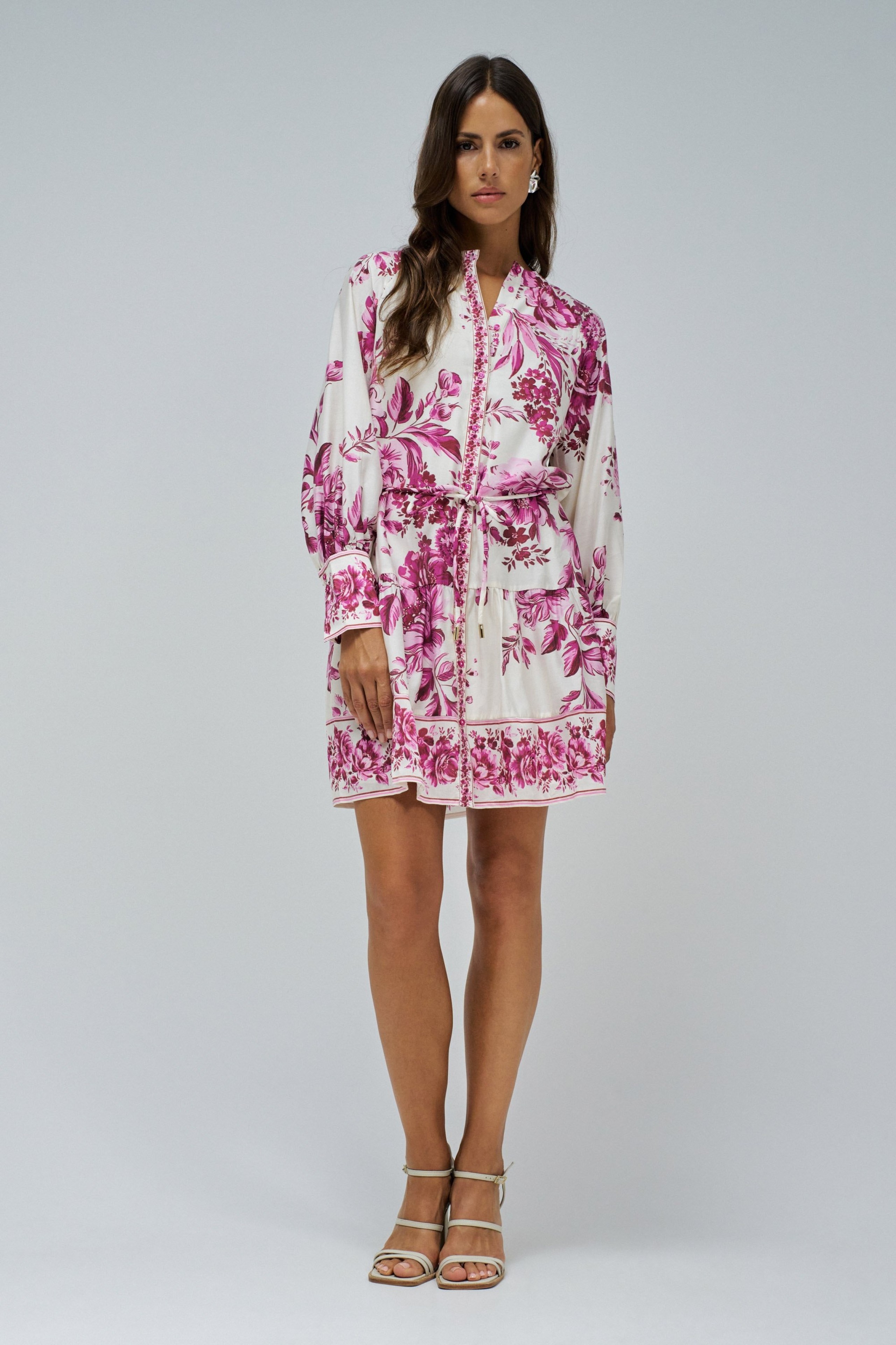 VESTIDO CAMISEIRO COM PADRÃO FLORAL