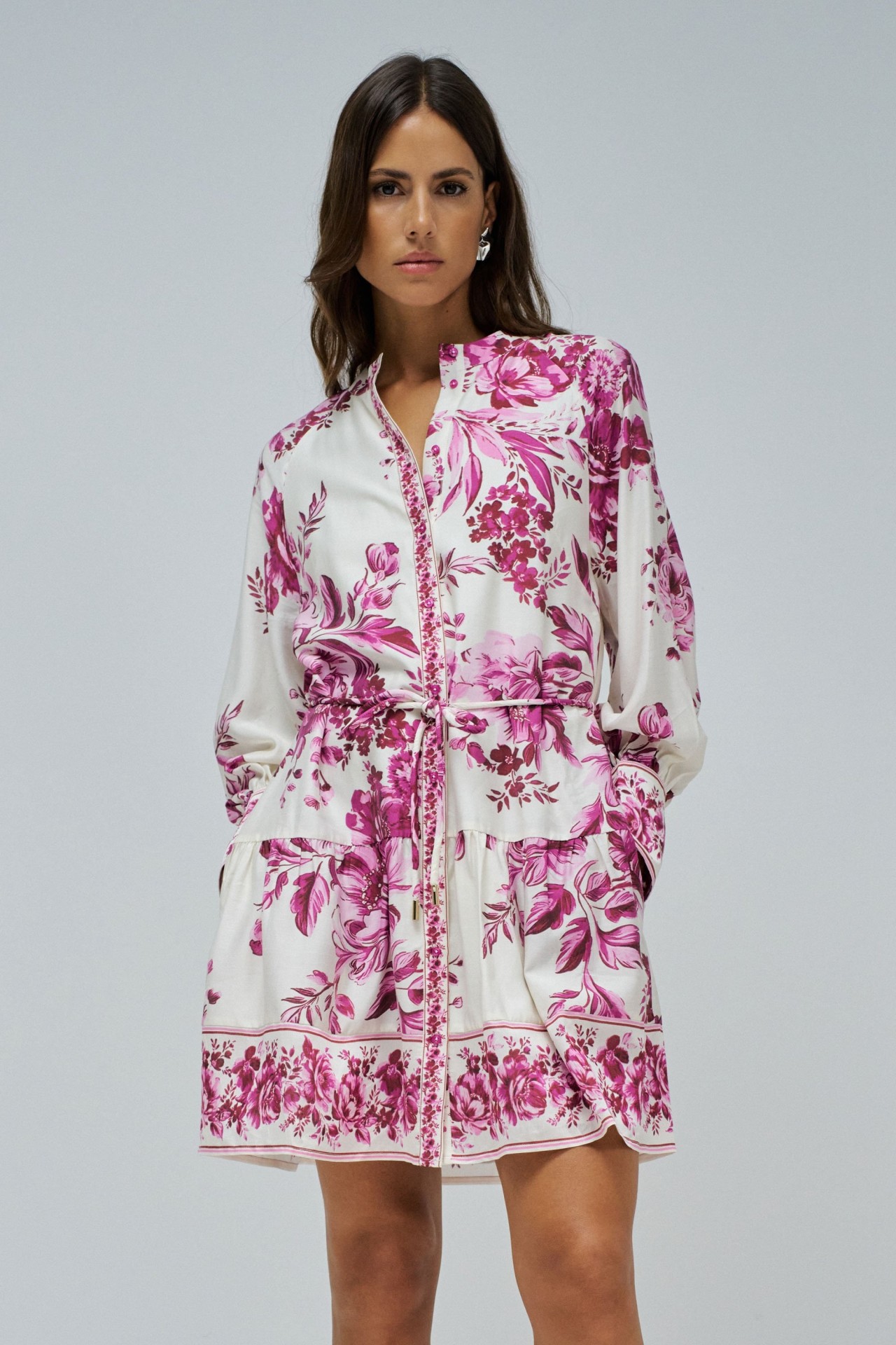 VESTIDO CAMISEIRO COM PADRÃO FLORAL