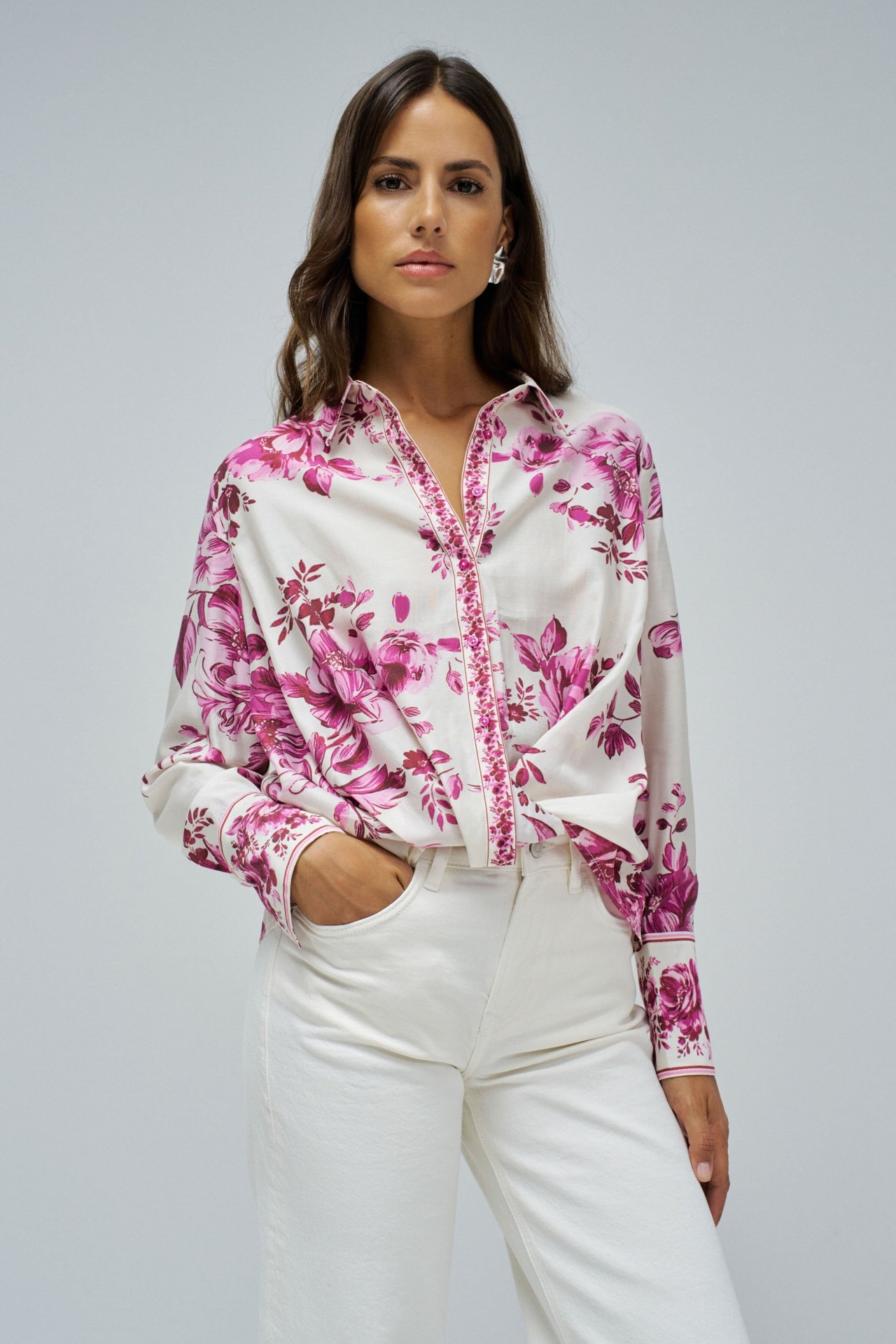 TOP MIT BLUMENMUSTER