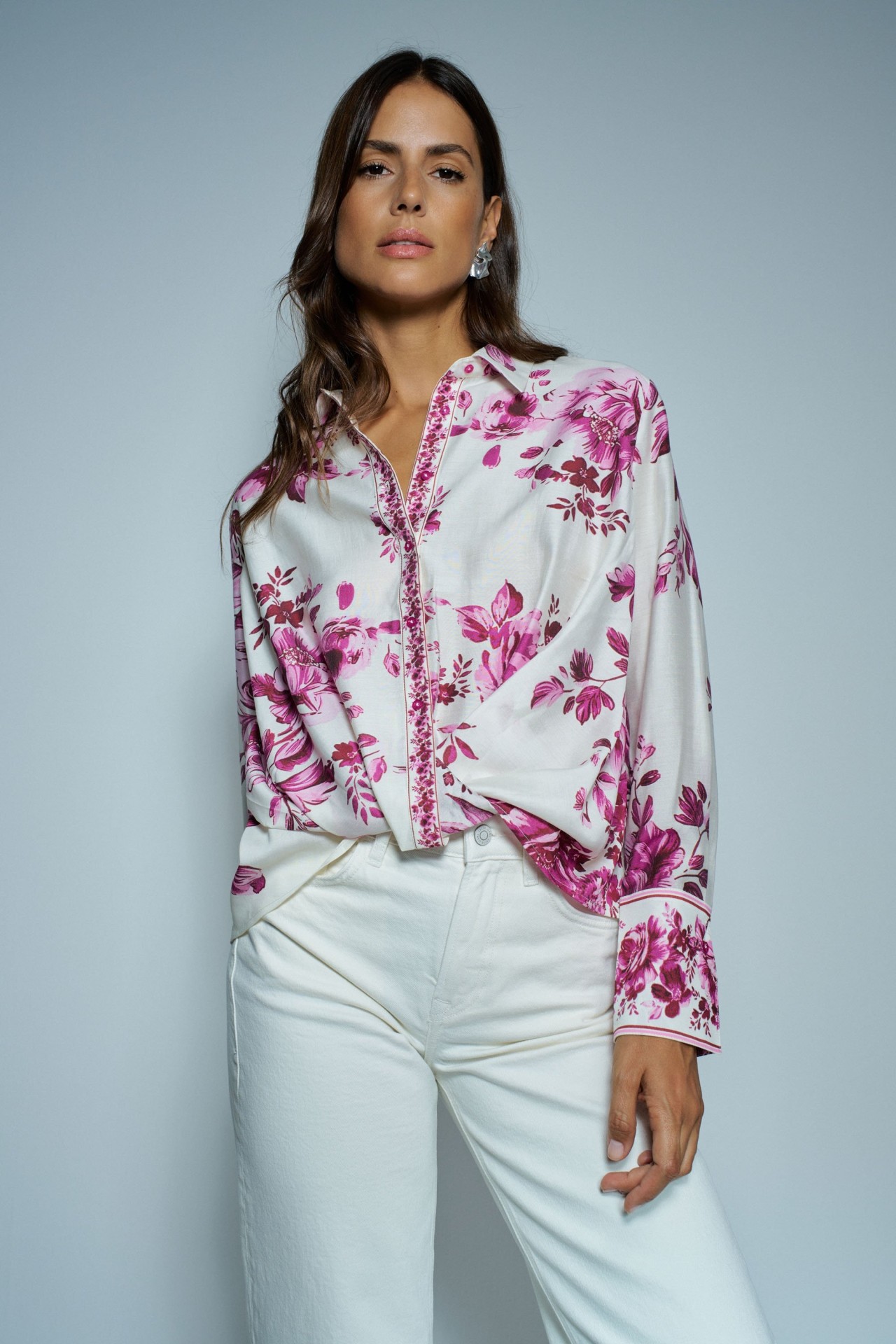TOP MIT BLUMENMUSTER