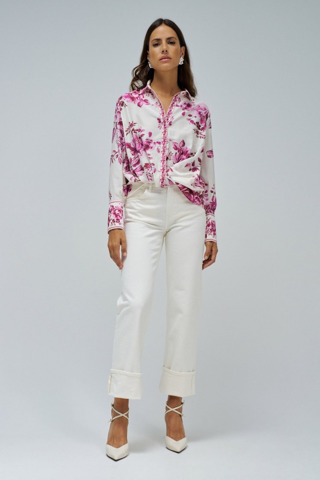 BLUSA CON ESTAMPADO FLORAL