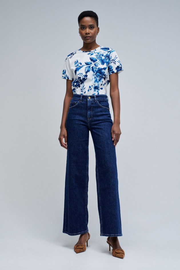 T-SHIRT WITH FLORAL PATTERN