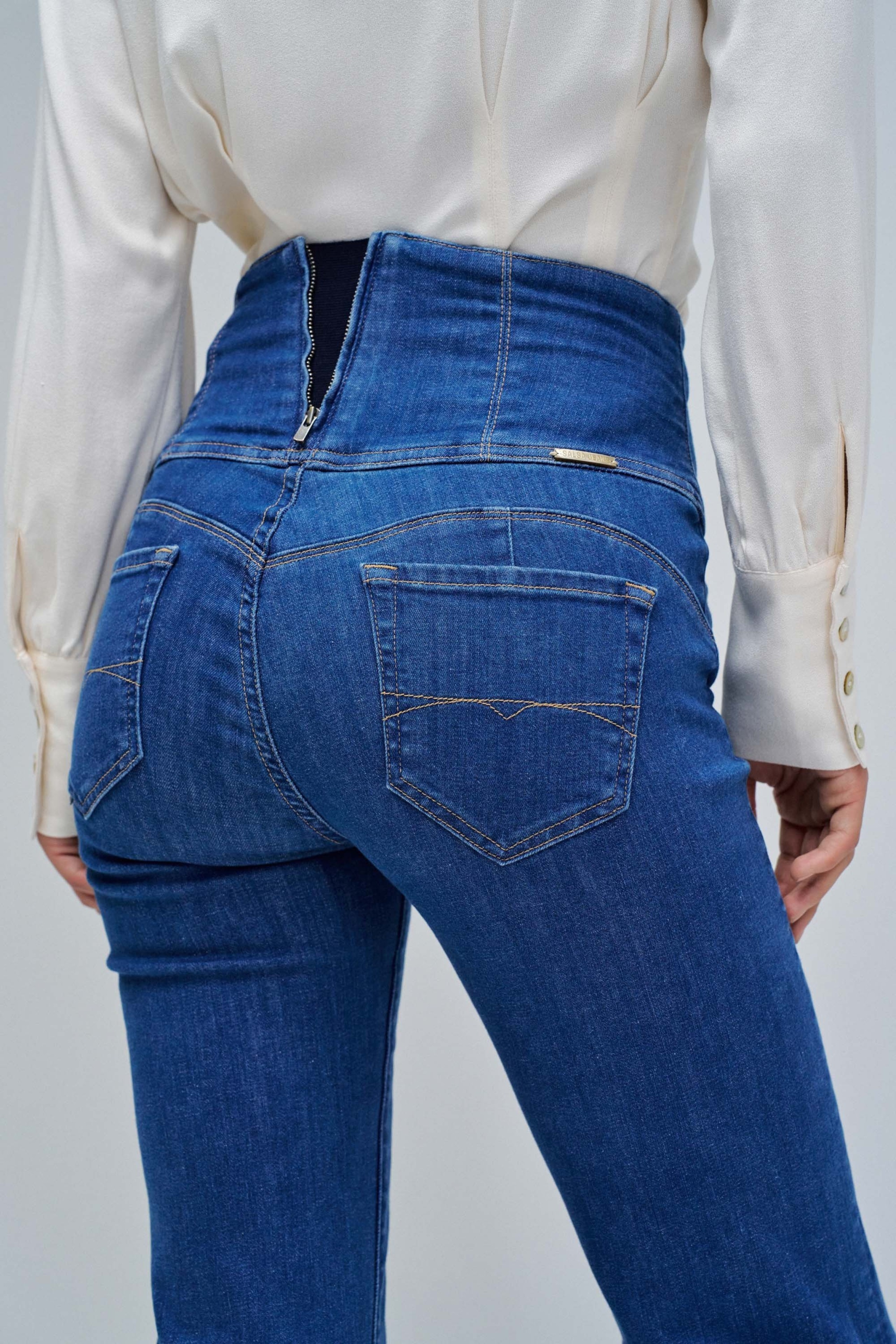 DIVA FAITH PUSH IN FLARE JEANS