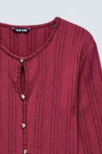 TEXTURED SWEATER
