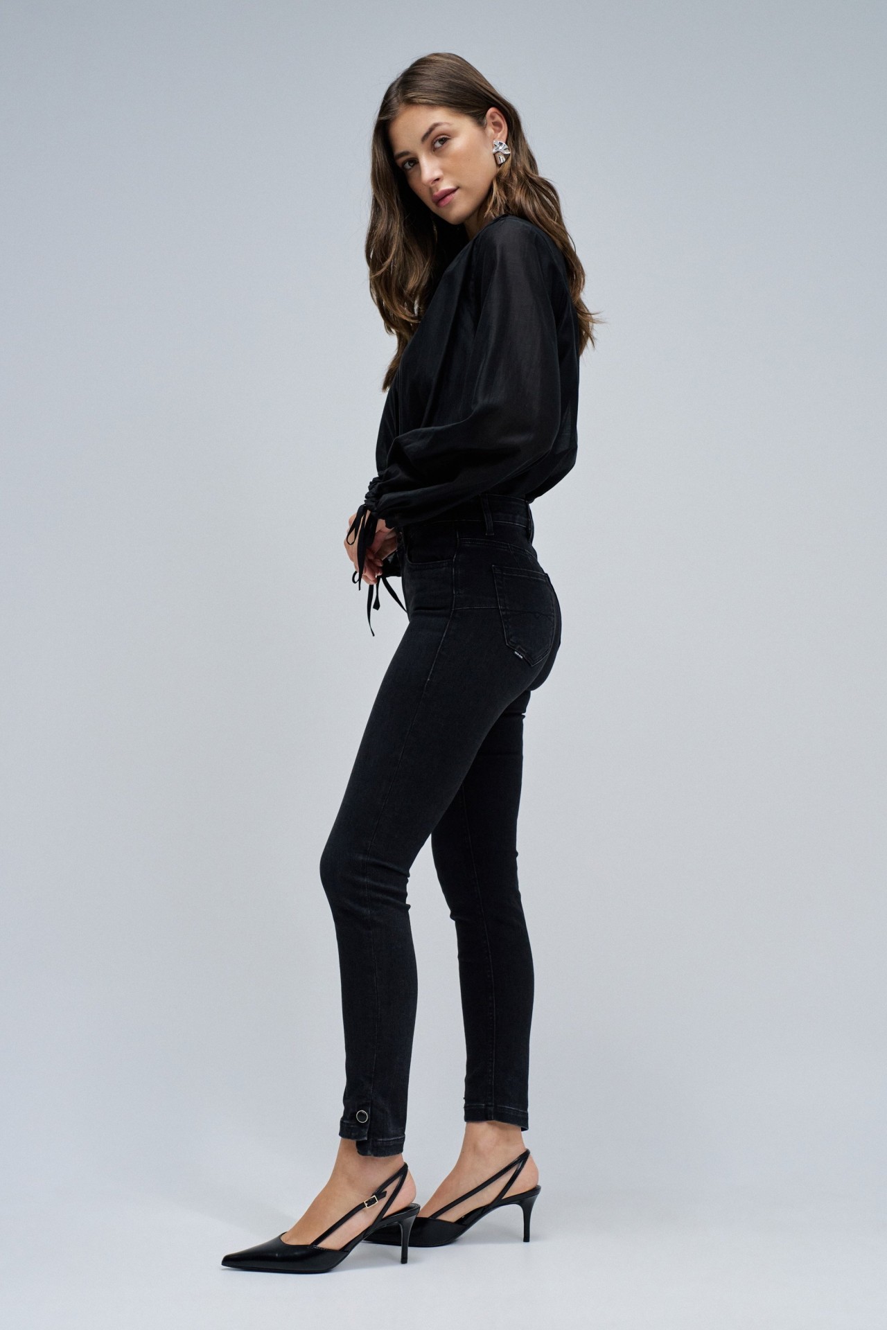 VAQUEROS DESTINY PUSH UP CROPPED SKINNY