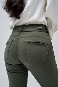 SECRET CHINO PUSH IN CROPPED SLIM SECRET CHINO PUSH IN CROPPED SLIM
