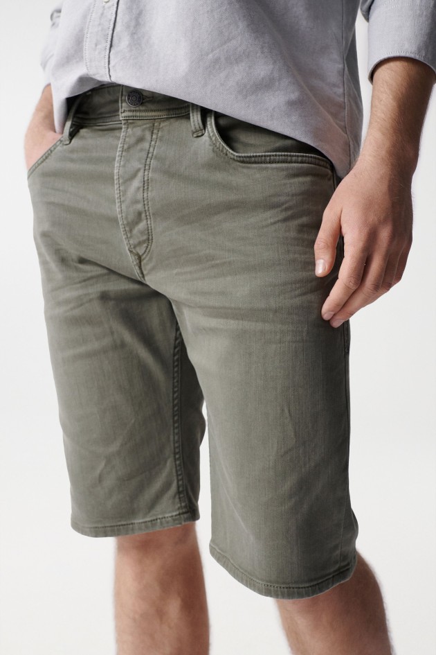 PANTALÓN CORTO VAQUERO REGULAR VERDE S-ACTIV
