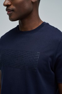 T-SHIRT CON BRANDING