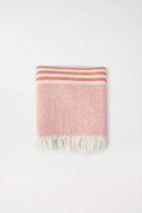 SERVIETTE EN COTON � RAYURES FINES