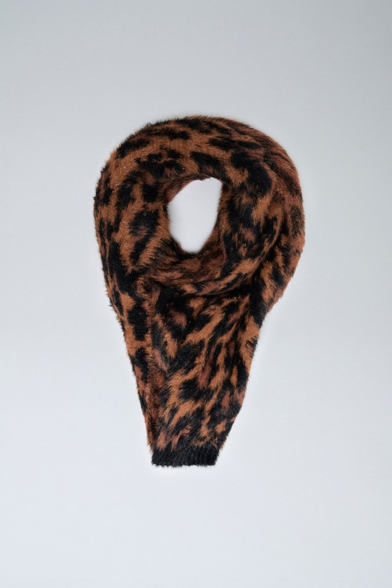 ANIMAL PRINT SCARF