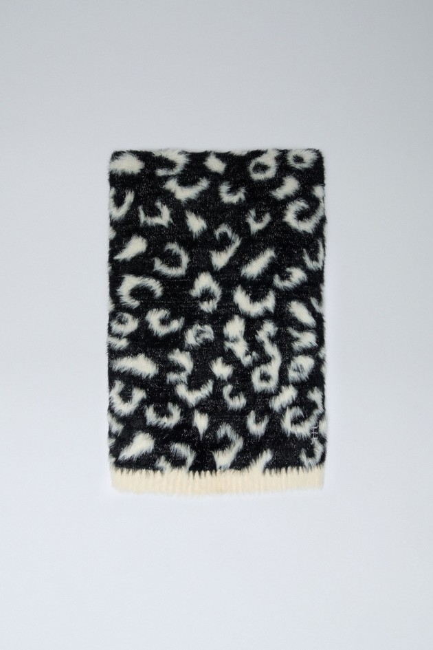 ANIMAL PRINT SCARF