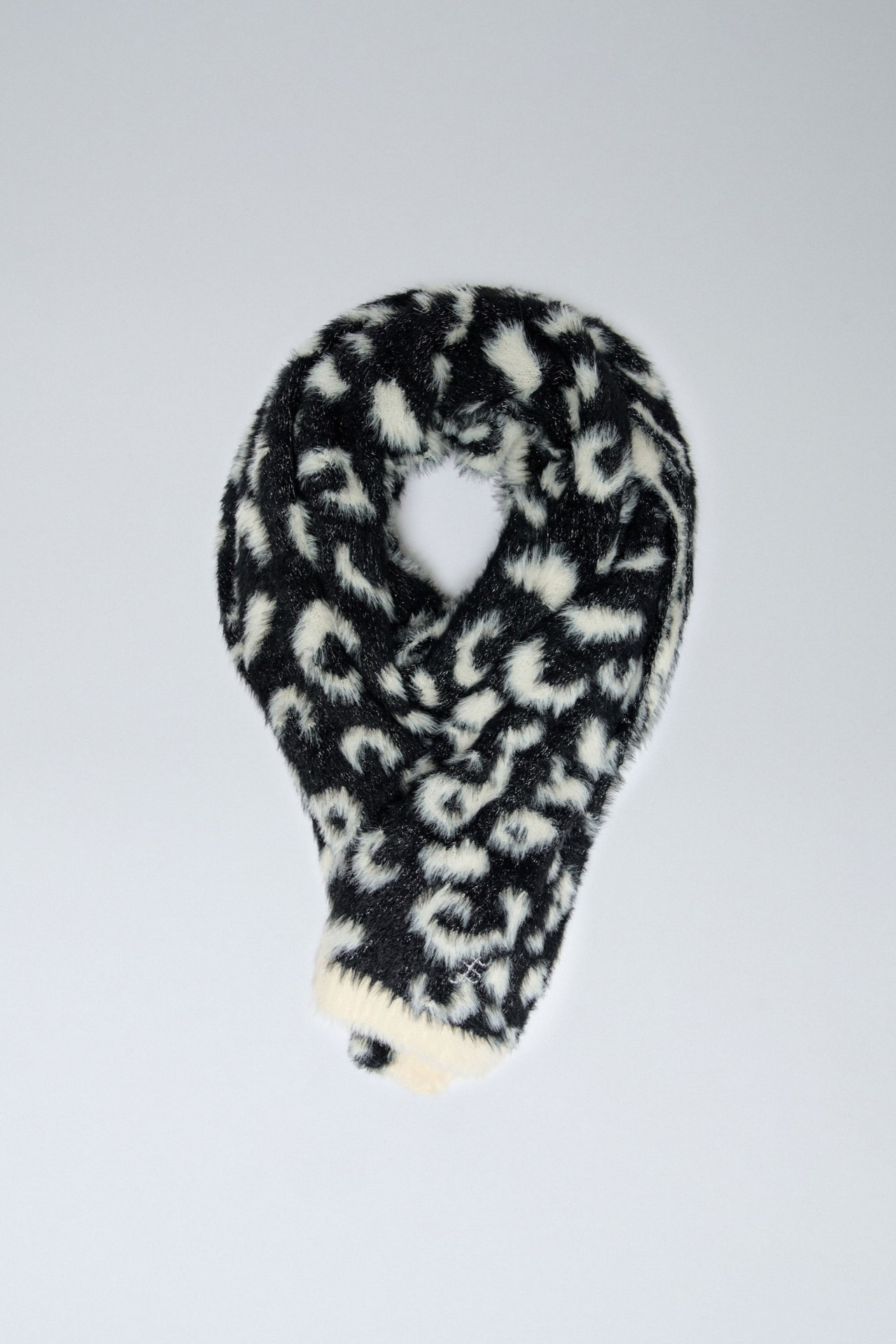ANIMAL PRINT SCARF