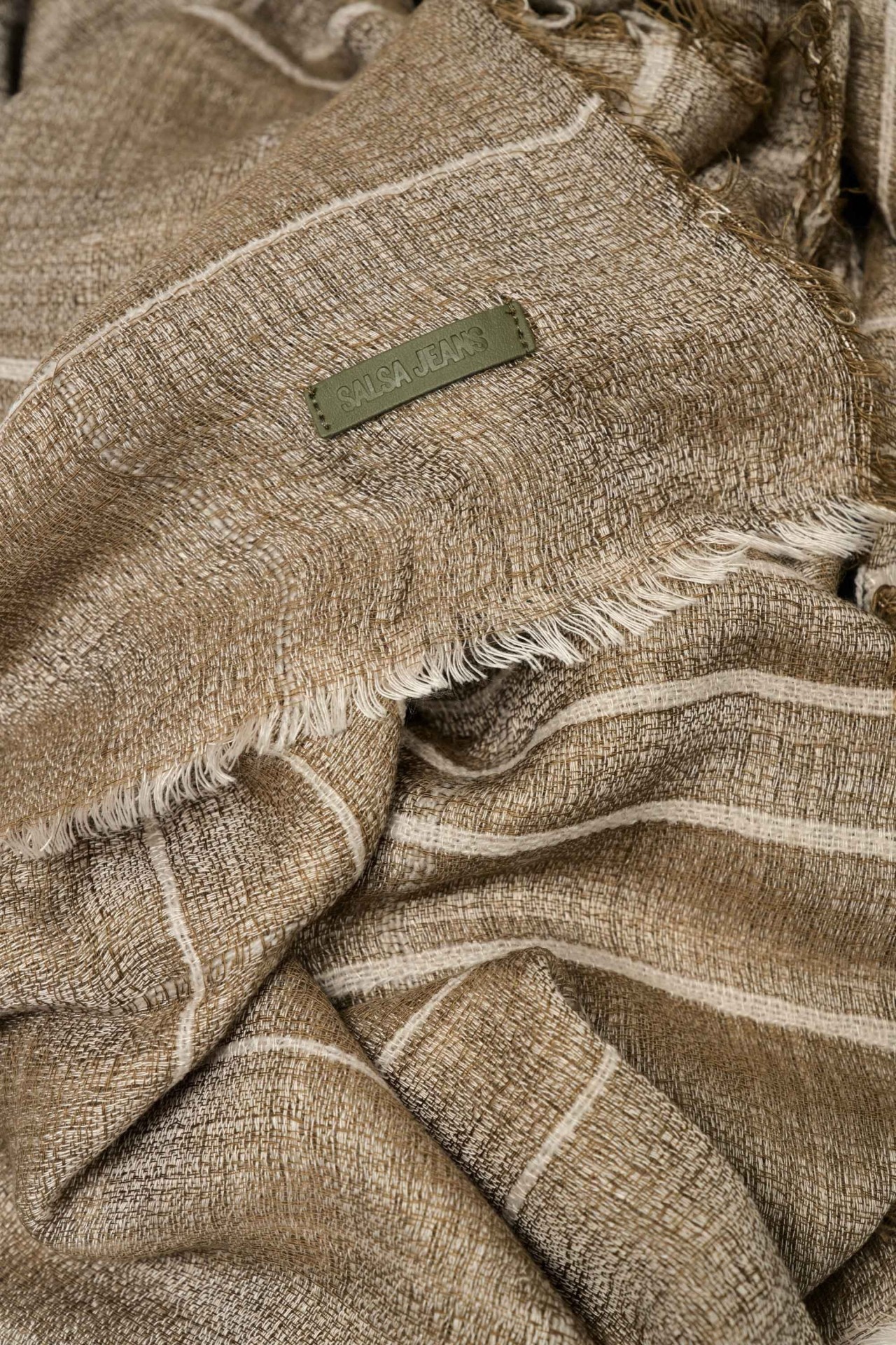 FOULARD � RAYURES