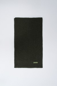 �CHARPE EN MAILLE