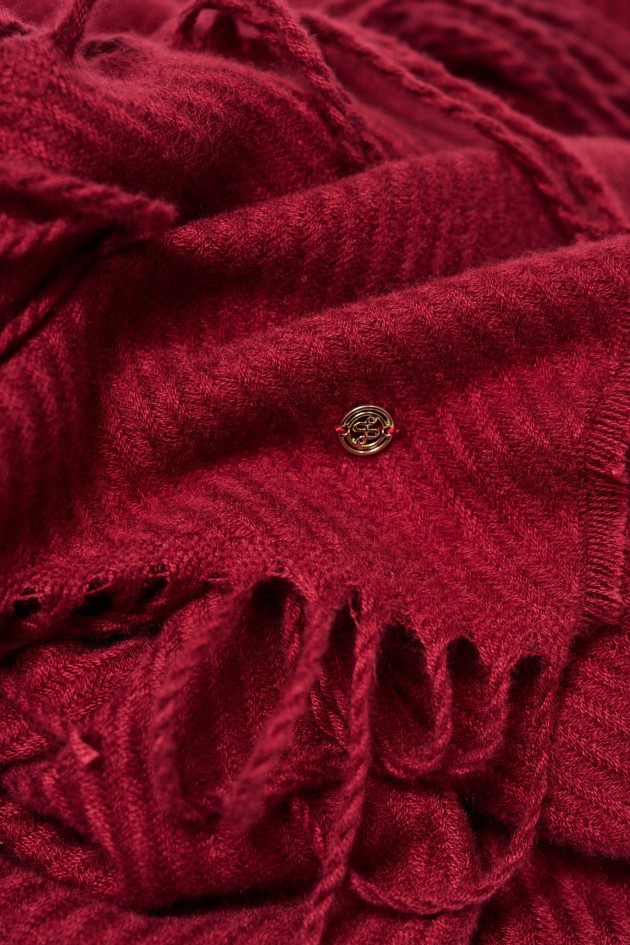 SCARF WITH FRINGES