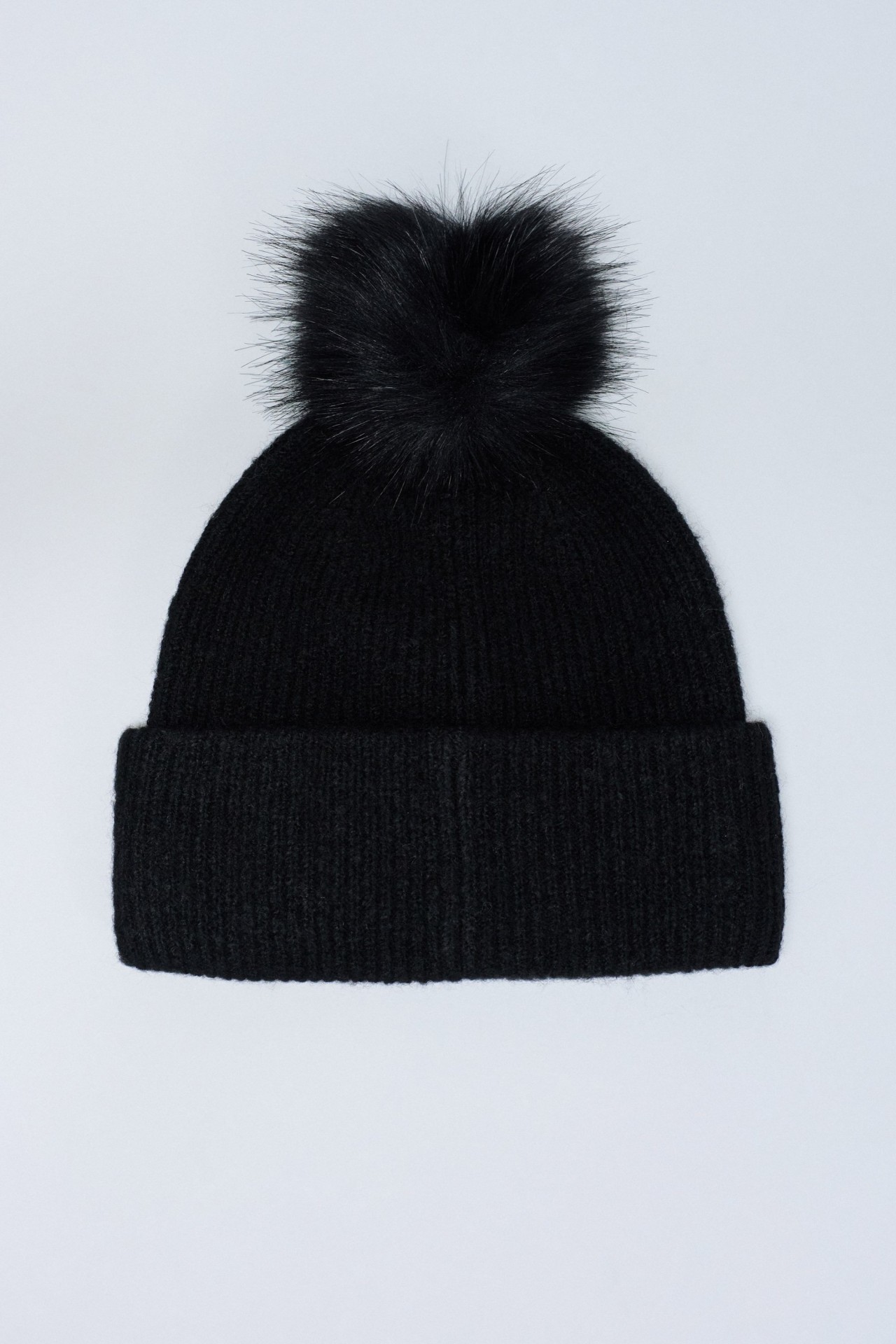 GORRO COM L�