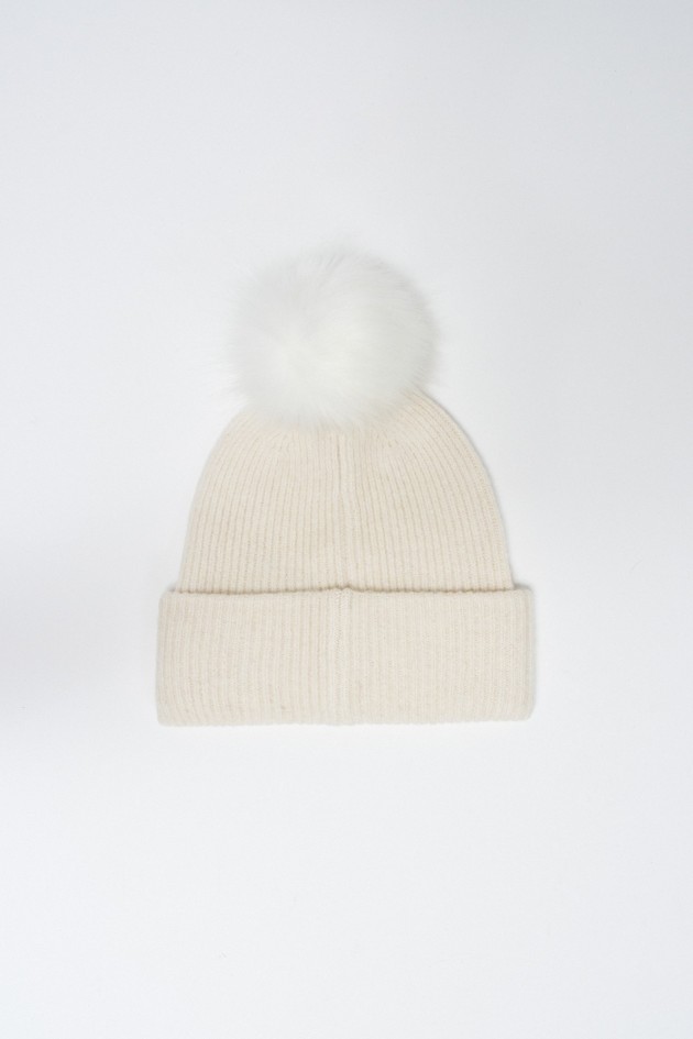 WOOLLY HAT