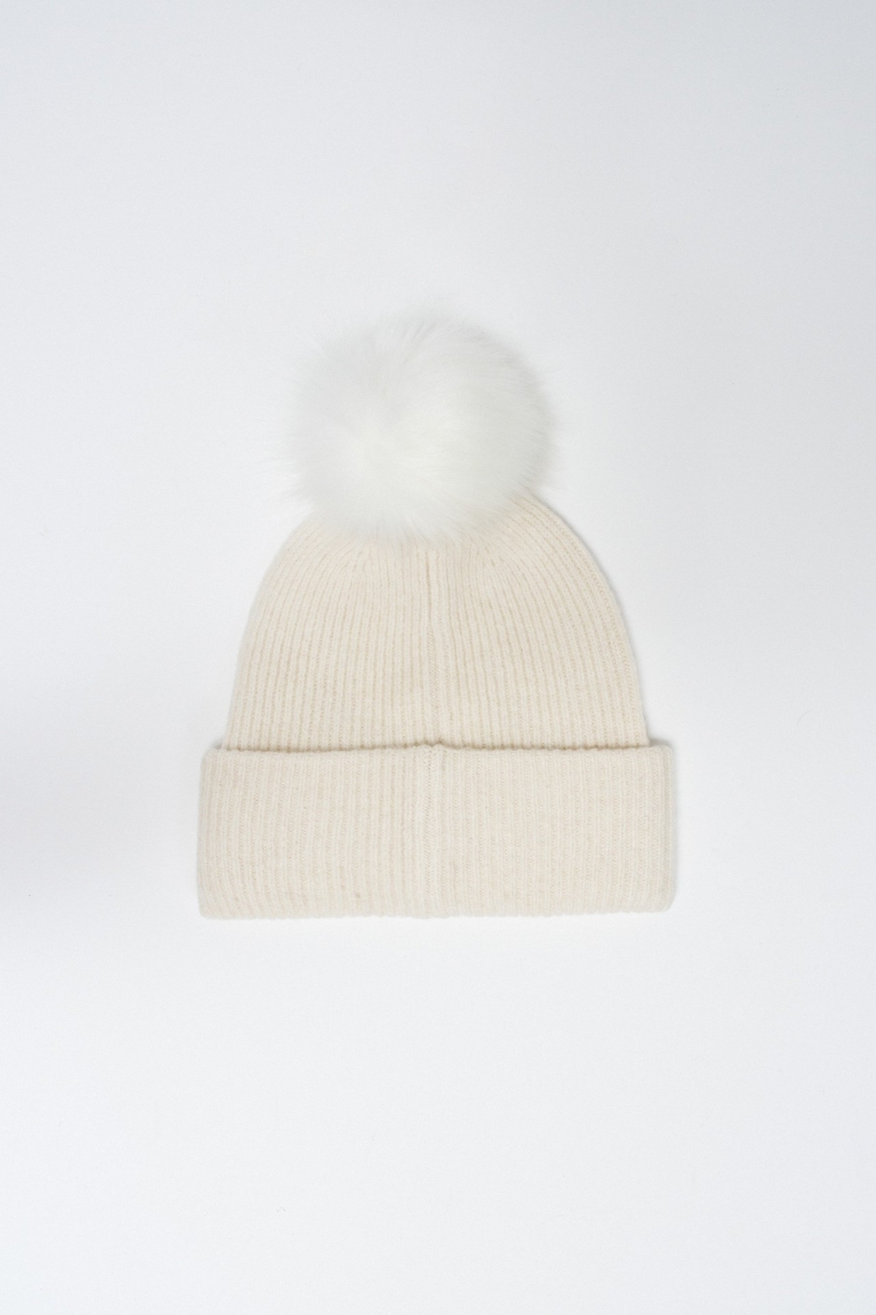 GORRO COM L�