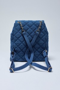 MOCHILA EM DENIM