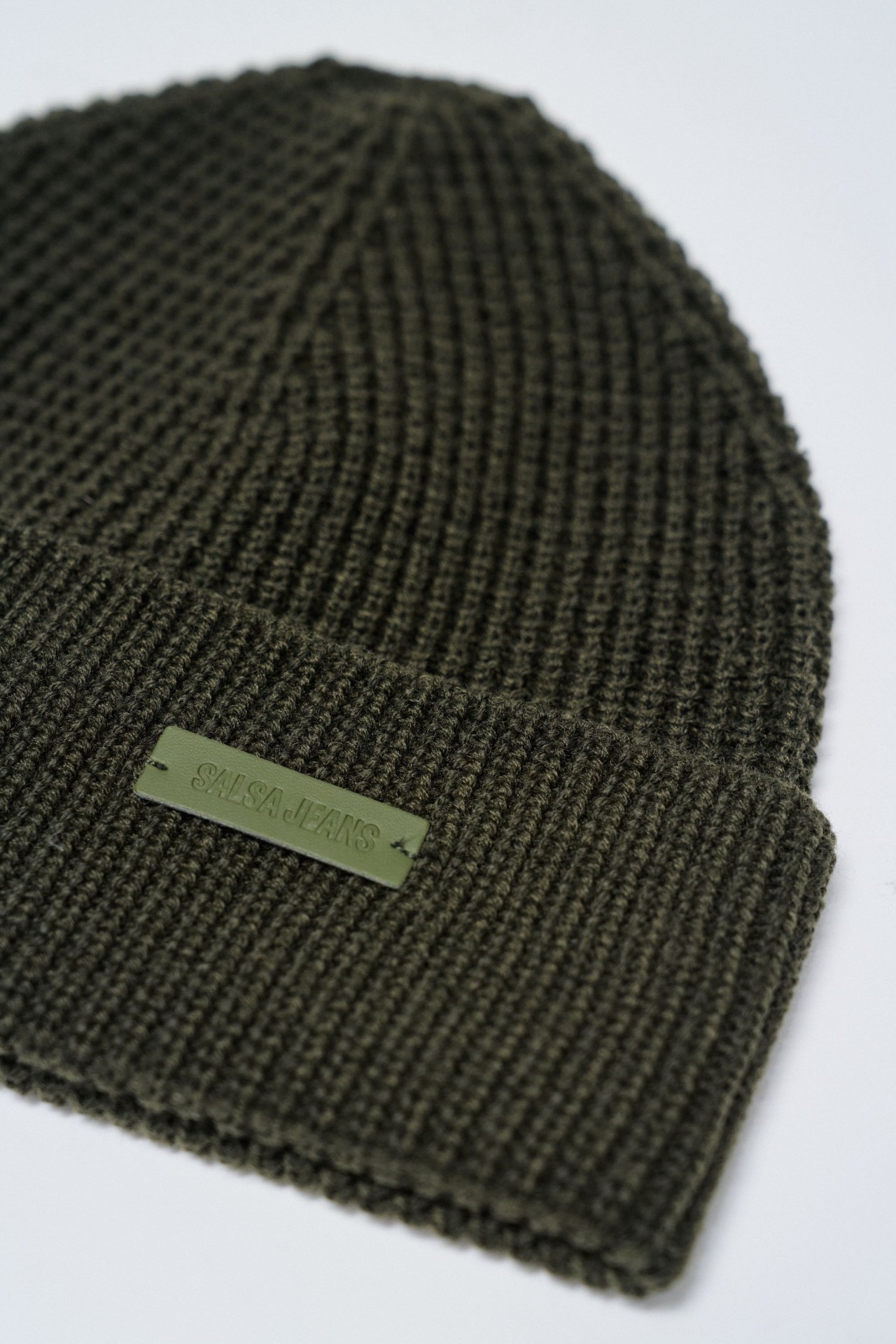 GESTRICKTE M�TZE