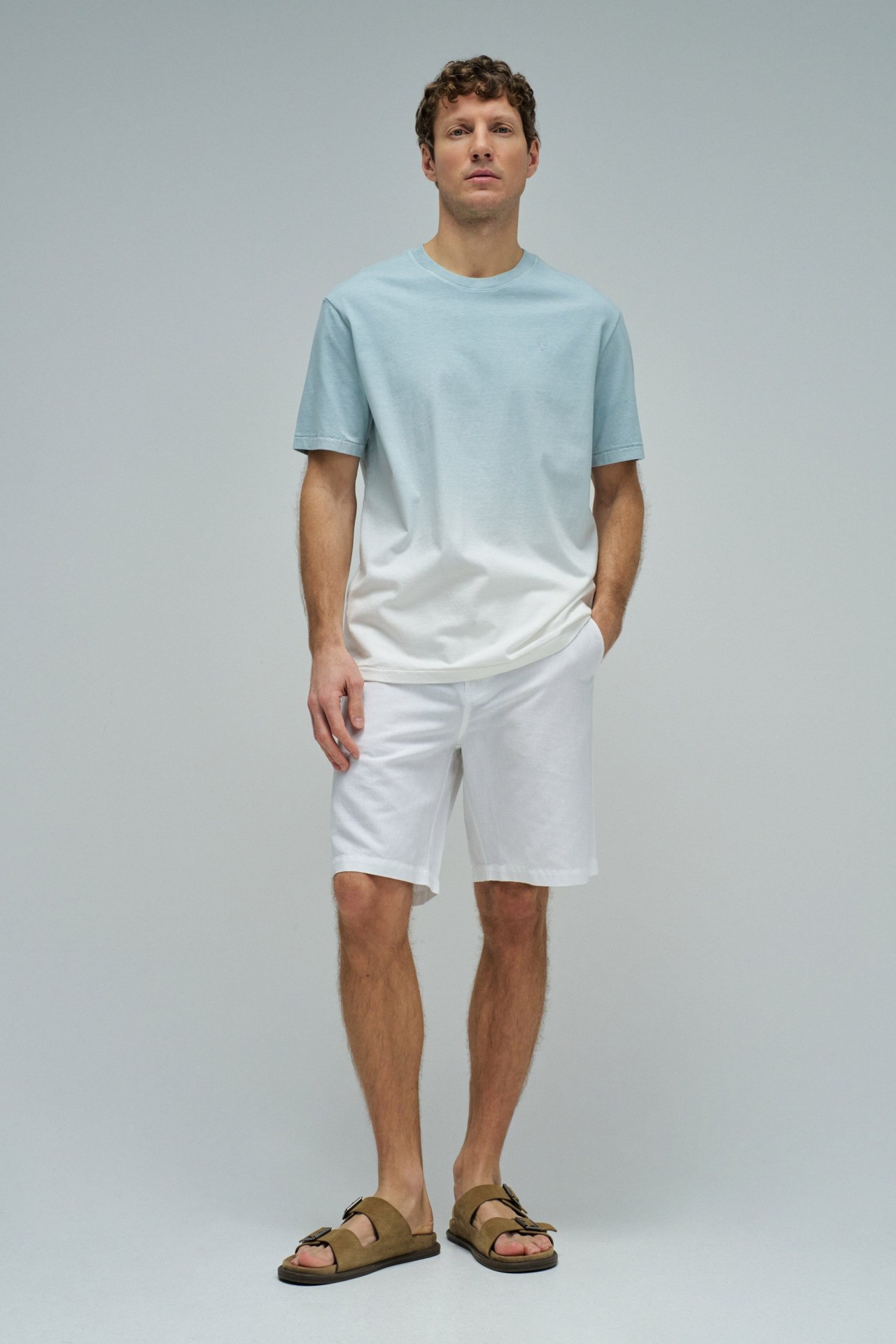T-SHIRT EFEITO DEGRAD�