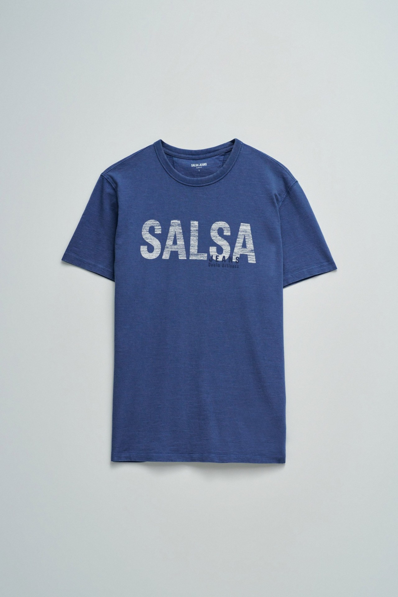 T-SHIRT AVEC BRANDING