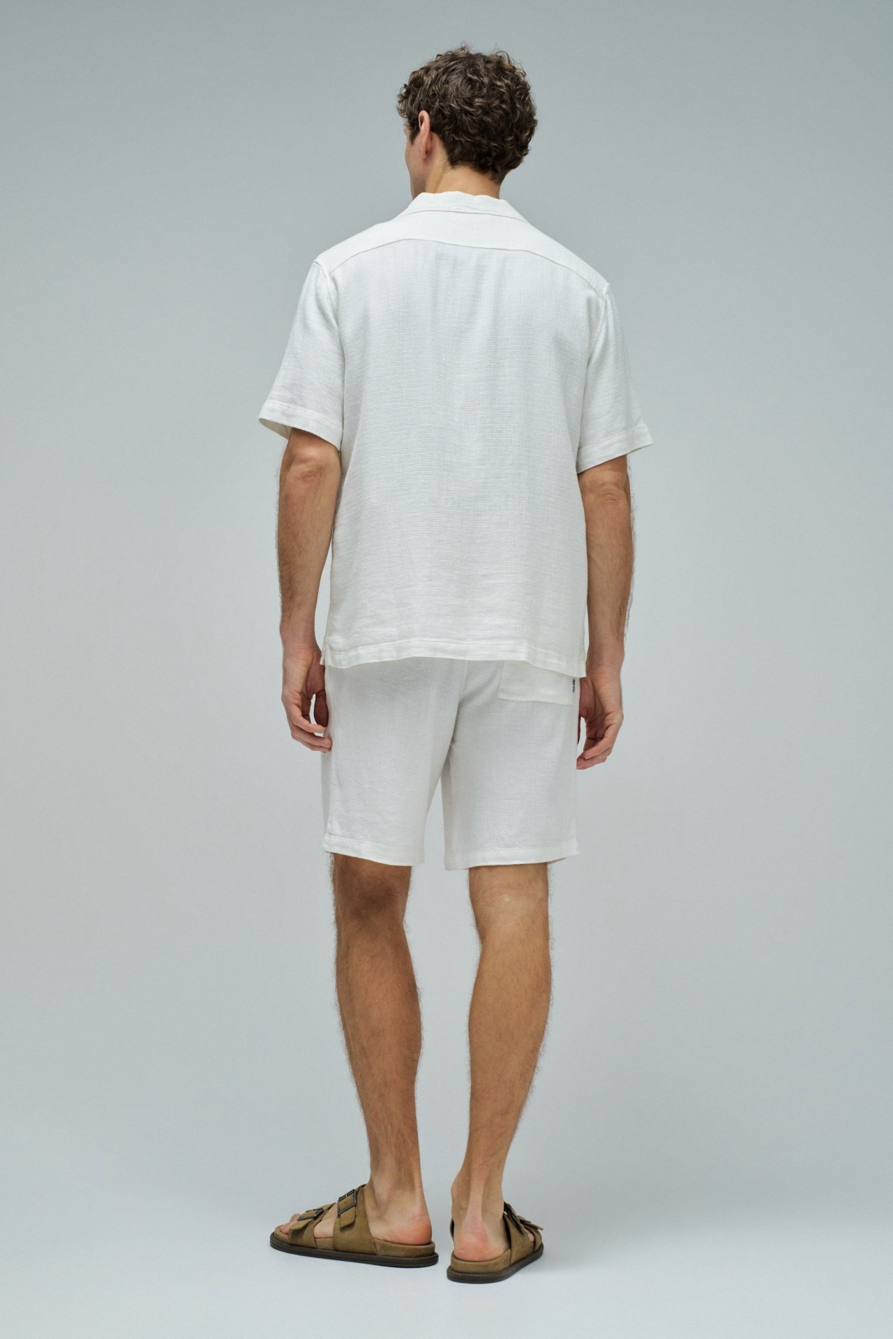 CAMISA CON LINO