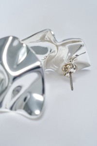 BOUCLES DOREILLES ONDUL�ES