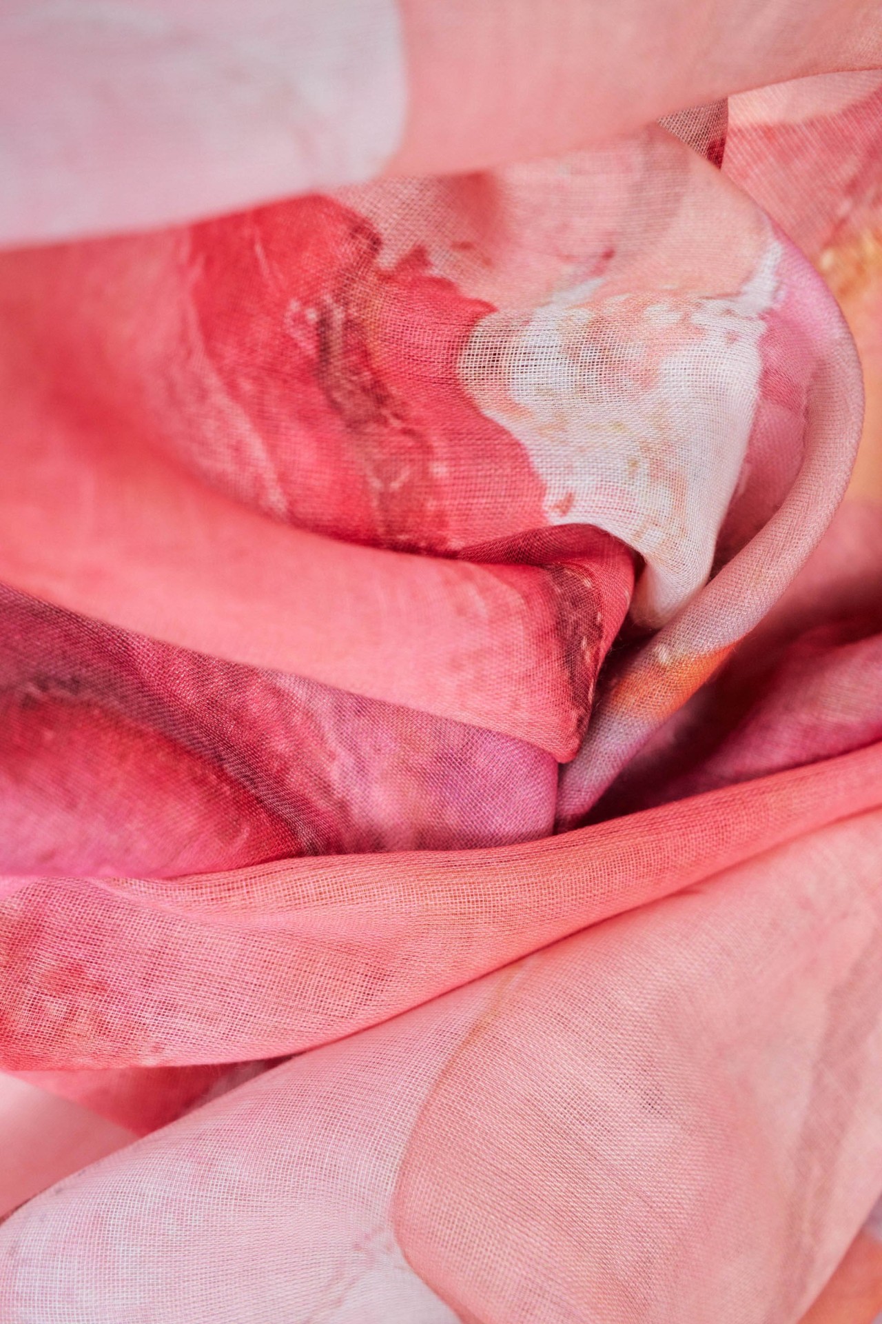 SCARF WITH PRINT