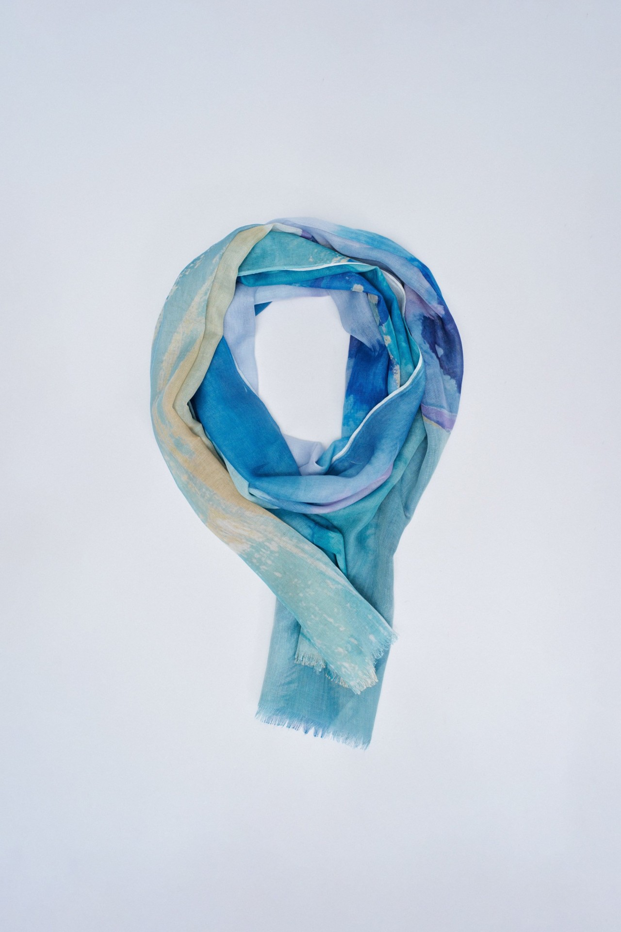 SCARF WITH PRINT