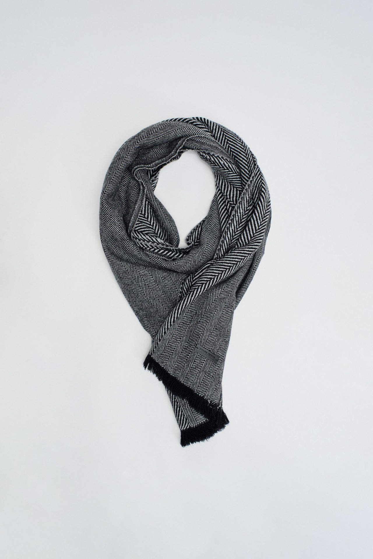 �CHARPE EN LAINE