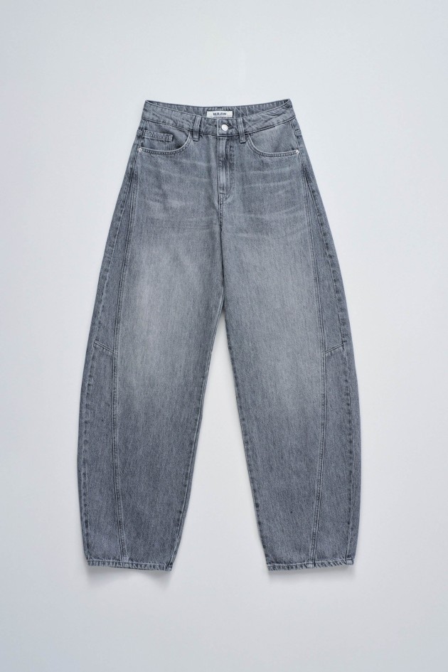 BARREL JEANS