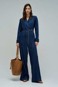 MACAC�O EM LIGHTDENIM COM PERNA WIDE
